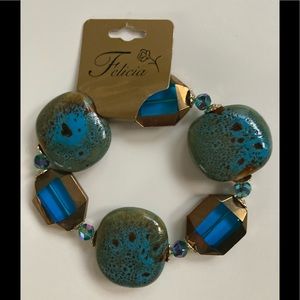 🛍 Blue stone & crystal bracelet